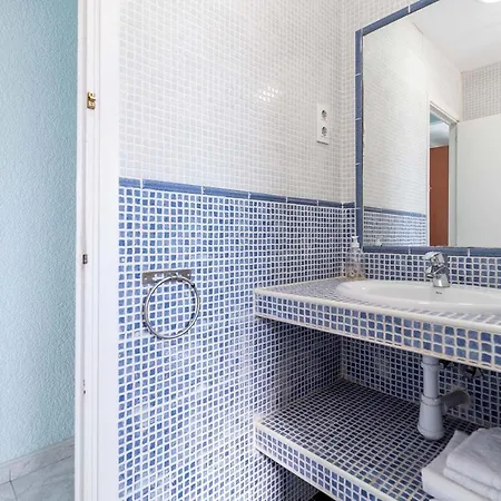 Apartamento Denis Playa 101 *